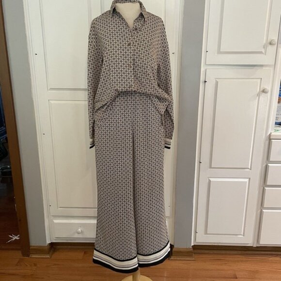 Abercrombie Fitch 2 Piece Top And Pants Top Oversized Small Pants  Medium NWT - Picture 1 of 16